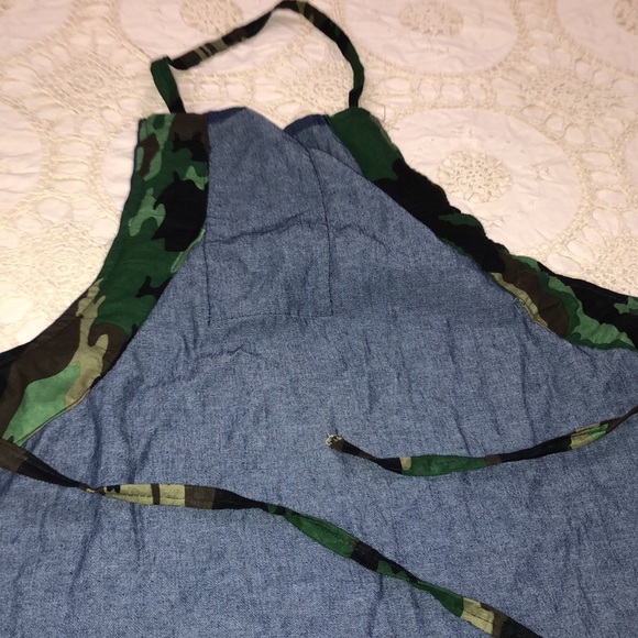 Small denim apron with camouflage trim handmade - Picture 4 of 5